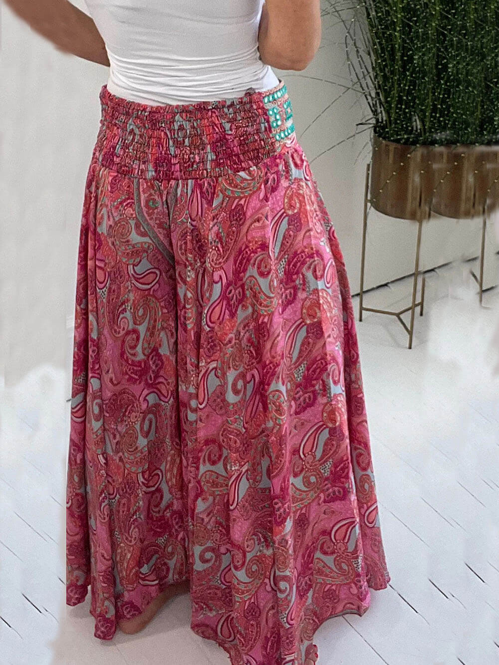SAIRA – PRINTED ELASTIC WAIST PANTS